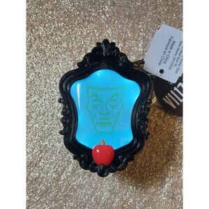 Bath & Body Works Disney Villains Evil Queen Magic Mirror PocketBac Holder